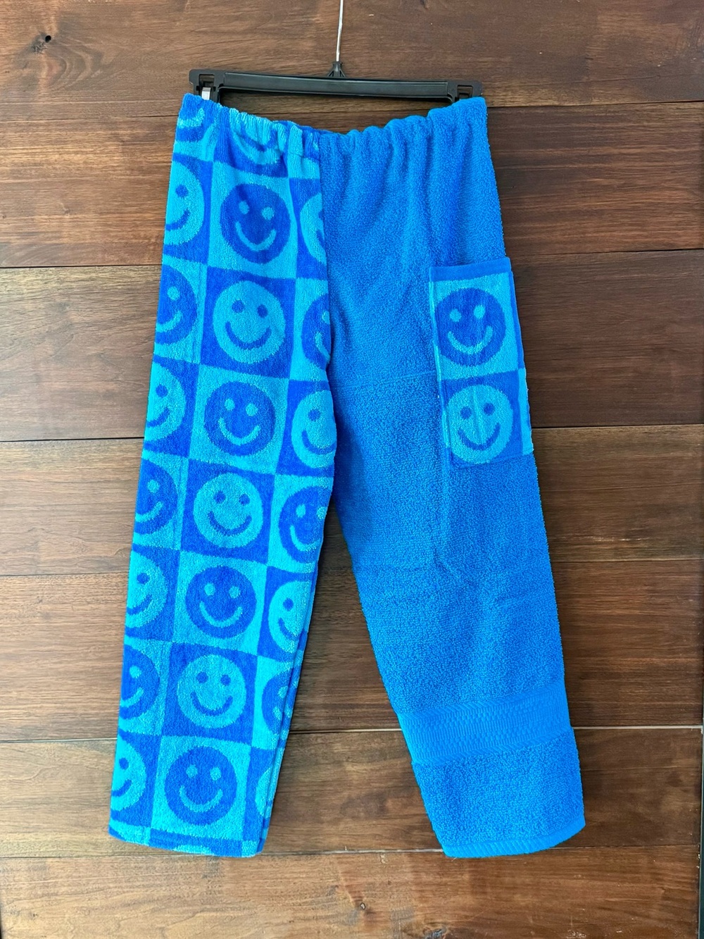 Towel pants blue smileys